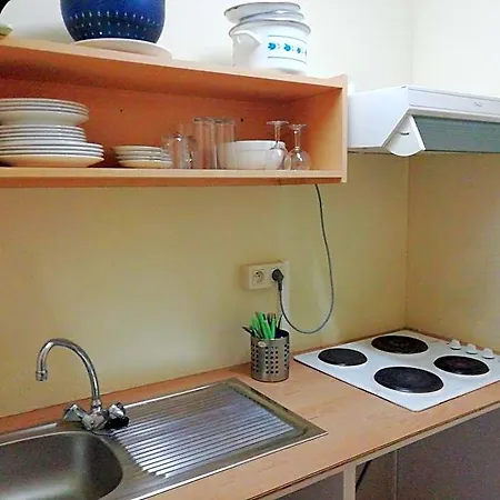 Dry Les Courtis Hotell