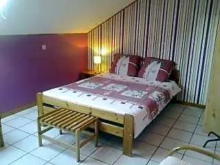 Dry Les Courtis 2* Robertville
