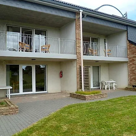 Hotell Dry Les Courtis 2*