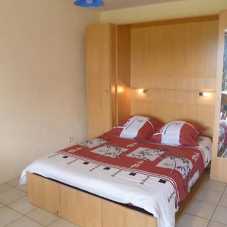 Dry Les Courtis Robertville